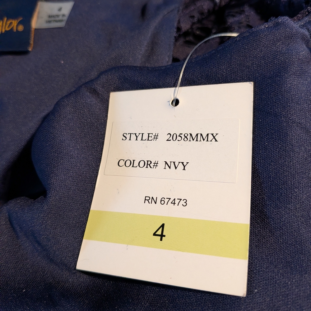 NEW Navy Taylor Lace Dress Size 4 - Picture 15 of 15